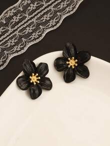 2 piezas Pendientes con diseño de flor y trébol, adecuados como regalos, para fiestas y actividades de trabajo en equipo - negro 1 - Ver 3