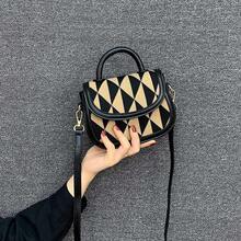 Women Shoulder Bags - 黑色 - 查看 2
