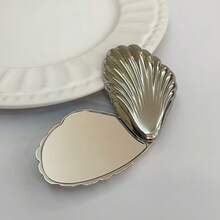 Muroi Mono 1pc Handheld Heart-Shaped Makeup Mirror, Miniature Simplistic Unbreakable Portable Double Sided Compact Folding Mirror For Touchups - Silver - View 12