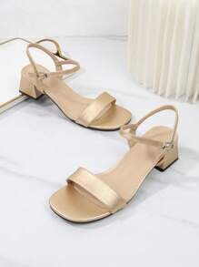 中跟带扣凉鞋，时尚露趾粗跟鞋，宽码和加大码女士凉鞋，复古风格经典高跟百搭休闲鞋 - 金色 - 查看 5