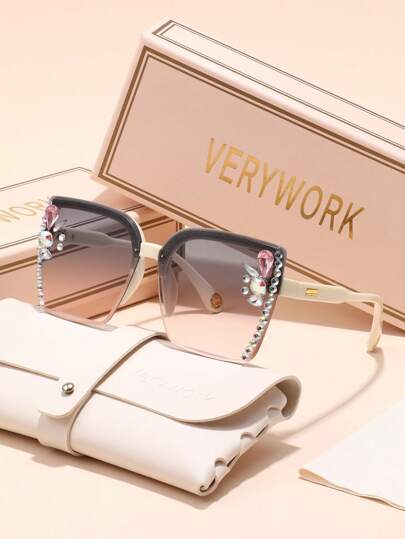 Verywork نظارات شمسية للنساء من علامة تجارية رائعة عالية الجودة، بتصميم ألماسي مربع كبير الحجم بأسلوب Y2K مميز، مناسبة للأنشطة الخارجية والأعياد الصيفية والتخييم والسفر، إختيار مثالي للهدايا