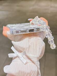 白色蝴蝶图案防震手机保护壳，配时尚手工蝴蝶结挂绳，兼容 17 Pro Max、11、12、13、14、15 Pro Max/13 Pro Max、XR、XS、16、A54 5G、A52、A14、A15、A12、S22、S21、S24、S25、S25 Ultra、S21 Ultra、A55 5G、A71 4G、A34 5G、A22、A13 4G、A05S等型号，春季礼物，国际版，非国内版。 - 白色 - 查看 4