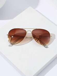 2 Pcs Men's Retro Metal Double Bridge Pilot Sunglasses, 90s Western Style, Suitable For Commuting, Vacation, Outdoor, All Season, Fashion Eyewear For Coachella, Concerts, Country, Summer Festivals, Hardrock, Rap, Rave, Music Festivals, Beach Festivals, Lightshows, For Sunny Day, Vacation, Outdoor Travel - 1*深灰框/全灰+1*金框/漸層茶(不含盒子) - 查看 9