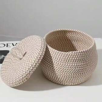Woven Round Lidded Desktop Organizer Box, Handmade Household Storage Basket For Fruit, Cosmetics