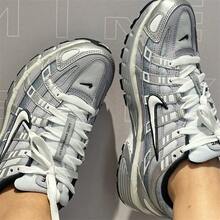 耐克男女通用 2026 新款功能复古跑步鞋，休闲运动鞋，时尚厚底运动鞋 IH4465-095 - 銀色 - 查看 10