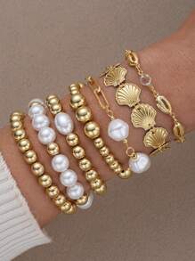 5 Stücke/Set modische und vielseitige Reisperlen-Perlen-Rundanhänger-Armbänder, geeignet als Accessoires für Frauen für Sommer, Strandurlaub und den Alltag