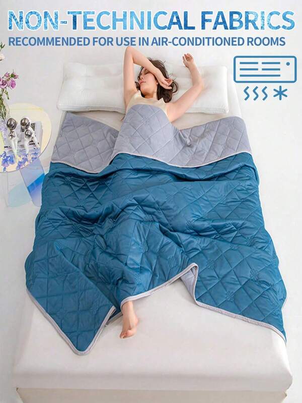 Jednoczęściowy koc chłodzący w jednolitym kolorze z nadrukiem w kratkę diamentową i kwiatowym, minimalistyczny styl / materiał chłodzący / pikowane wzmocnione krawędzie / zapewnia chłód i wygodę dla osób śpiących w cieple, nadaje się do prania w pralce, lekki i przenośny, nadaje się do różnych zastosowań, w tym do sypialni