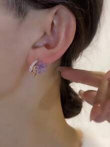 精致小巧紫色花朵耳环，新款优雅女士耳钉