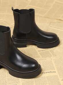 2025春秋新款女士切尔西靴，复古风，英伦风圆头厚底踝靴，百搭时尚 - 黑色 - 查看 5