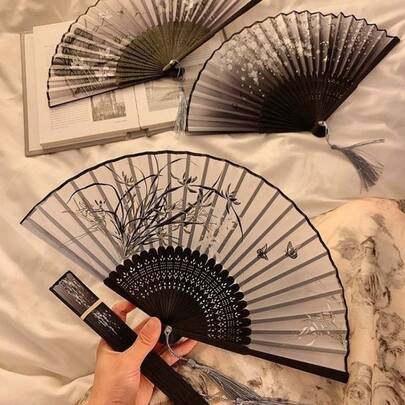 1pc/3pcs Elegant Vintage Chinese And Japanese Style Bamboo Folding Fans With Tassels - Portable Handheld Summer Fans, Suitable For Weddings, Parties, Gifts For Best Friends, Back-To-School Gifts, Summer Cooling, And Home Decoration, Black And White Design With Floral Embellishments, Party Accessories | Decorative Fans | Lightweight Fans.