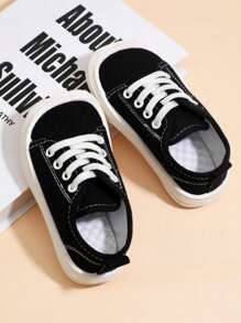 1 Pair White Lightweight PVC Soft Sole Breathable Round Toe Flat Casual Shoes, Suitable For All Seasons