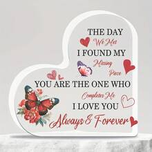 1 قطعة من اللوحة الزخرفية المسطحة بشكل قلب مع تصميم الفراشات والنباتات الزهرية الرومانسية - هدية عيد الحب ، الأزواج ، الذكرى السنوية ، عيد الميلاد - ديكور المكتب مع رسالة حب ، لا يحتاج إلى كهرباء ، مسطح 2D