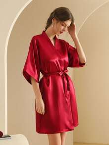 女士真丝睡袍，轻盈开襟长款睡袍，适合新娘、朋友、居家及酒店穿着。 - 酒紅色 - 查看 4