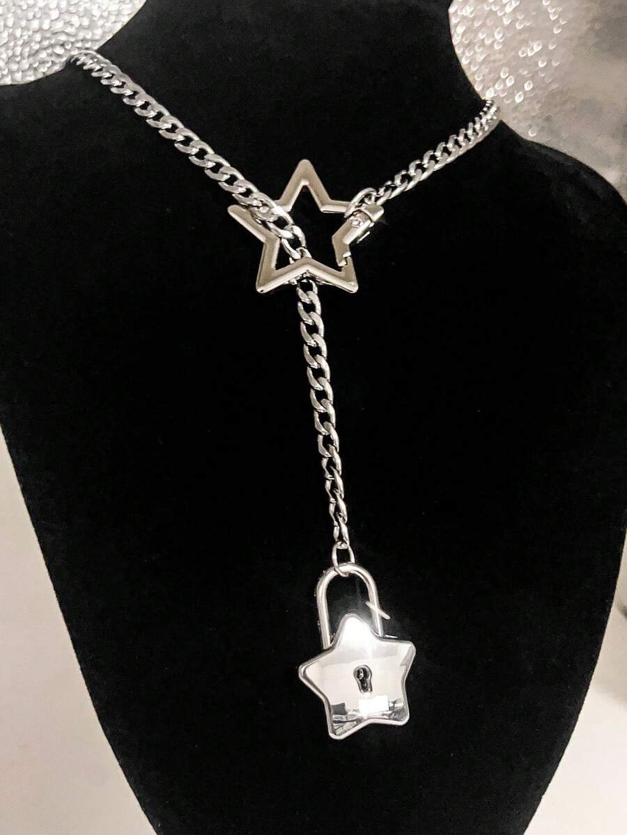 1pc Star Hollow Metal Necklace With Key Pendant, Silver Color, Fashionable For Men & Women, Suitable For Daily Wear And Parties