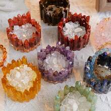 [6-7厘米天然水晶柱碗] 透明光泽的水晶石材质，可用作精致的烛台、手链首饰收纳盒和家居装饰品。也可在日常生活中用作水晶清洁工具。