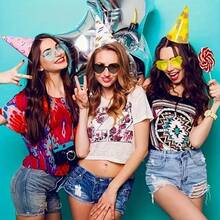 Heart-Shaped Fashion Sunglasses |   Festival Parties, Party Glasses, Fashion Sunglasses, Party Supplies, Lightweight Frames |   Great For Parties, Photo Booths And Valentine's Day |   Cute Color Designs, Men And Women |   Ideal Gift For Teenagers, Friends And Couples - 粉色 - 查看 6
