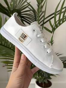 1 Pair Women's Essential Flat Sneakers, Made Of Breathable Material, Soft Soles, Comfortable Walking, Fashionable & Versatile Design