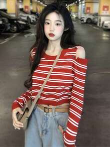 Stylish Off-Shoulder Red Striped Fitted Sexy Knit Tops (Stripe Pattern Random) - Red - View 3