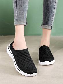 Plus Size Women Summer Casual Slip-On Loafers, Closed Toe Breathable Mesh Flat Sandals