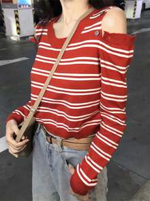 Stylish Off-Shoulder Red Striped Fitted Sexy Knit Tops (Stripe Pattern Random) - Red - View 5