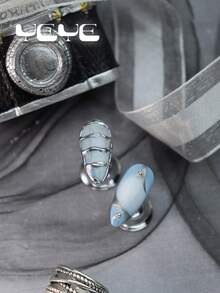 用简单的 10 件杏仁形迷人手工天蓝色经典法式尖头欧式全覆盖假指甲套装北欧星火与链条蓝白饰品波西米亚风全覆盖丙烯酸按压指甲套装为女性和女孩婚礼指甲增添一丝浪漫气息，1 件迷你指甲锉和 1 片粘性标签指甲用品指甲