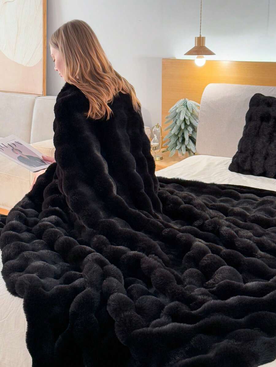 1pc Faux Rabbit Fur Fluffy Blanket, Soft & Warm Throw Blanket For Napping, Sofa, Office, Bed, Camping, Travel, Multi-Purpose Gift Blanket For All Seasons