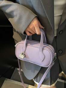 حقيبة كتف وحيدة للنساء للاستخدام اليومي عالية الجودة وشائعة جدًا، بتصميم بسيط وأنيق مناسبة للعمل، محمولة وعالية الجودة، أنيقة وبسيطة، شخصية متعددة الأغراض، كلاسيكية، مناسبة للتنقل والمكتب والمواعيد والاستخدام اليومي والتسوق وشرب الشاي بعد الظهر - الأرجواني - مشاهدة 4