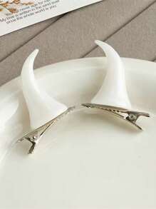 A Pair Of Halloween Demon Horn Hair Clips With Red, Black, And White Horn Hair Clips, Creative And Personalized Hair Accessories, Is The Best Gift For Family, Friends, And Lovers - Multicolor - View 9