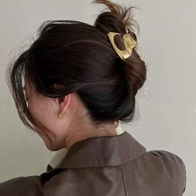 Hair Clips 1pc Women's Large Size Hollow Out Alloy Hair Clamp For Daily Use Hair Accessories Elegant Claw Clips, School Stuff, College Autumn Accessories Fall Winter For Vacation Outfits Woman