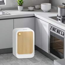 Baño Latas y envases de reciclaje