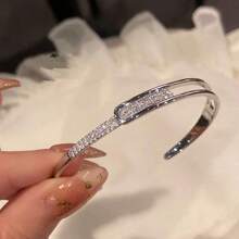 1pc Luxurious Zirconia Circle Open Bangle Bracelet, Geometric Design, Fashion Accessory For Daily Casual Wear, Elegant Gift For Mom, Valentine's Day, Holiday Party