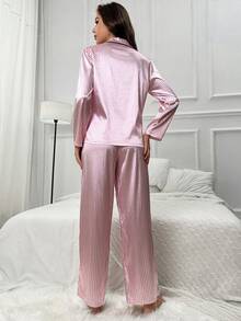 Nina Bonheur Bộ đồ ngủ dài tay cài nút bằng vải satin rộng rãi cho nữ + Quần ống đứng cạp chun, đồ ngủ dễ thương - Hồng - Xem 5