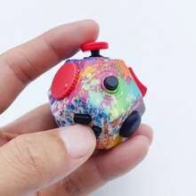 1 件 减压玩具 成人 缓解压力 缓解焦虑 注意力集中 塑料游戏 缓解压力 减压玩具 - 彩色 - 查看 9