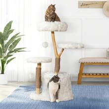 Rascador natural blanco de madera maciza y felpa, árbol para gatos con plataformas, cueva para acurrucarse y pelotas de juego, rascador estable para gatos de 109 cm para interiores.