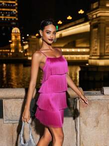 Basrey Glamine 分层流苏边缎面吊带连衣裙适合鸡尾酒会、舞会、单身派对舞会礼服、女士度假装、海滩度假装、女士性感俱乐部装