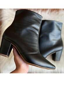 Bota Bico Fino Salto Bloco Médio 7 cm - Do 33 ao 45 / Numeração Especial - Preto - Visão 2