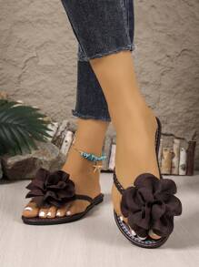 Women's Woven Strap Flower Decor Flip Flop Sandals, Fashionable Resort Style, Suitable For Outdoor, Beach And Vacation