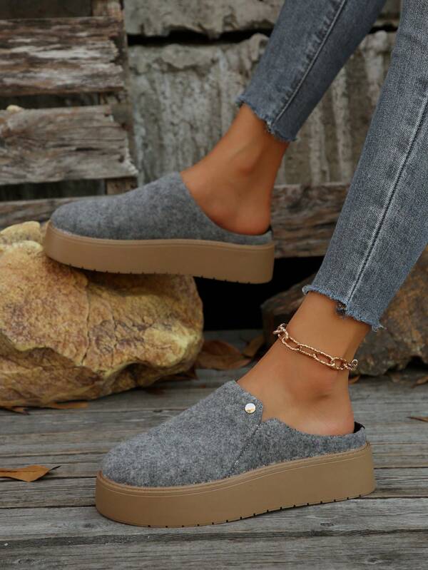 Zapatos de plataforma retro para mujer 2025 Nuevos versátiles y populares entre influencers. Mocasines con suela gruesa, slip on y con aumento de altura, para todas las estaciones