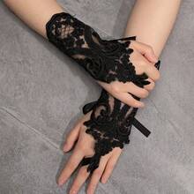 1 Pair Elegant Black Lace Fingerless Gloves For Women - Intricate Floral Pattern, Elastic Wrist Band, Breathable Polyester Fabric, Perfect For Halloween, Masquerade, Halloween Costume, Party Accessories, Fantasy Themed Outfits, Intricate Craftsmanship