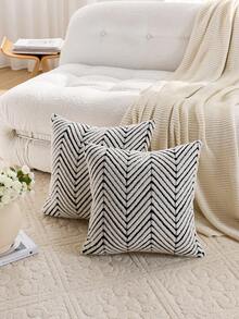 1pc Black & White Bohemian Geometric Plush Decorative Pillow Cover (Pillow Insert Not Included), Reverse Side With Fleece Fabric, Square Cushion Cover, Holiday Home Pillow Decor, Soft & Comfortable Plush Material, Modern Decor For Sofa, Home & Bedroom,Fall Decor,Autumn Decor,Room Decor - Black and White - View 3