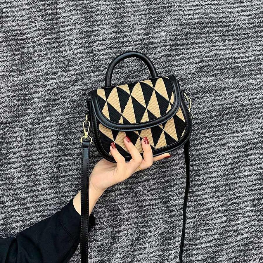 Women Shoulder Bags - 黑色 - 查看 1
