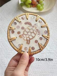 一款多色DIY圆形杯垫，一款北欧风手工藤编杯垫，一款贝壳形杯垫，兼具吸水、防冻和隔热功能。适用于派对、聚会、酒吧、家居和办公室——自然简约，是送礼佳品，也是送给男士的个性化创意礼物，性价比极高。