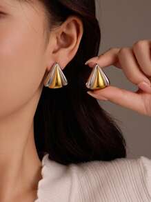 Aretes de acero inoxidable con diseño geométrico triangular de estilo metálico simple, elegante joyería de moda para damas como regalo del Día de San Valentín