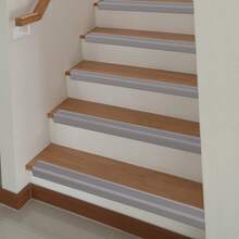 10m Non-Slip Stair Strip, Self-Adhesive Stair Edge Strip, Flexible PVC Step Edge Strip - 灰色 - 查看 3