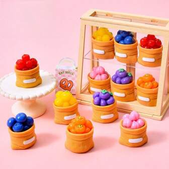 1 Paquete de decoración de fruta miniatura realista en bolsa, juguete de comida creativa en bolsa ciega, decoración DIY de casa de muñecas, accesorios de resina, accesorios de comida en miniatura para casa de muñecas, decoración de paisaje micro, regalo para vacaciones, cumpleaños, Navidad, accesorios de muñeca a escala 1/6 1/12, decoración de paisaje de musgo micro, decoración de paisaje suculento, suministros para casa de muñecas, decoración mini de sobremesa