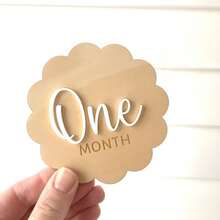 1 件定制“Hello World”木制出生通知，摄影道具，木制出生通知，采用天然木质材料制成，可用作学校用品，返校