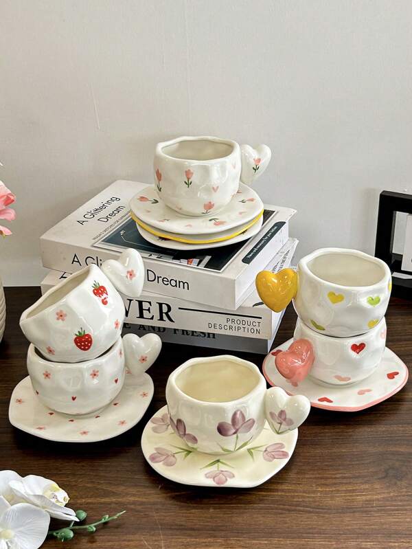 Cabin Kangaroo 1 set Tazza e piattino in ceramica fatti a mano con forma asimmetrica a cuore, decorazione floreale in stile giapponese di alta qualità, adatto per acqua, latte, tè, caffè, ufficio, regali per compleanni e festività