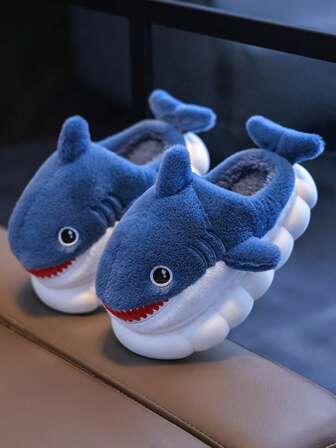1 par de pantuflas cálidas para niños, diseño lindo de tiburón para niños y niñas, pantuflas de interior para el hogar para niños pequeños, otoño/invierno