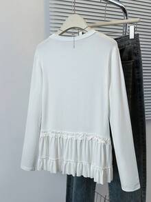 女式秋季芭蕾风格荷叶边下摆长袖 T 恤，独特修身分层汗衫 - 白色 - 查看 8