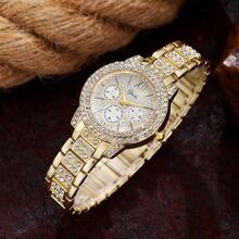 1 pieza Reloj de pulsera de mujer elegante para fiestas con esfera de cuarzo con diamantes en oro/plata y brazalete